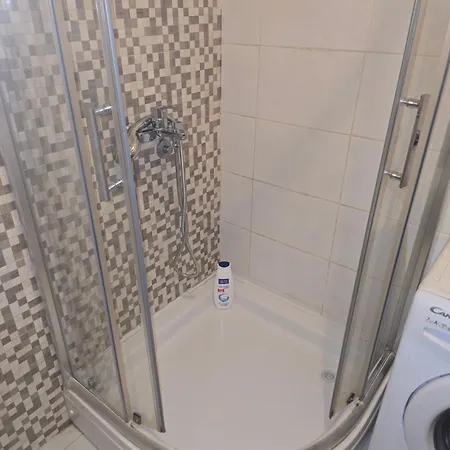 Apartament Kvart Delta *